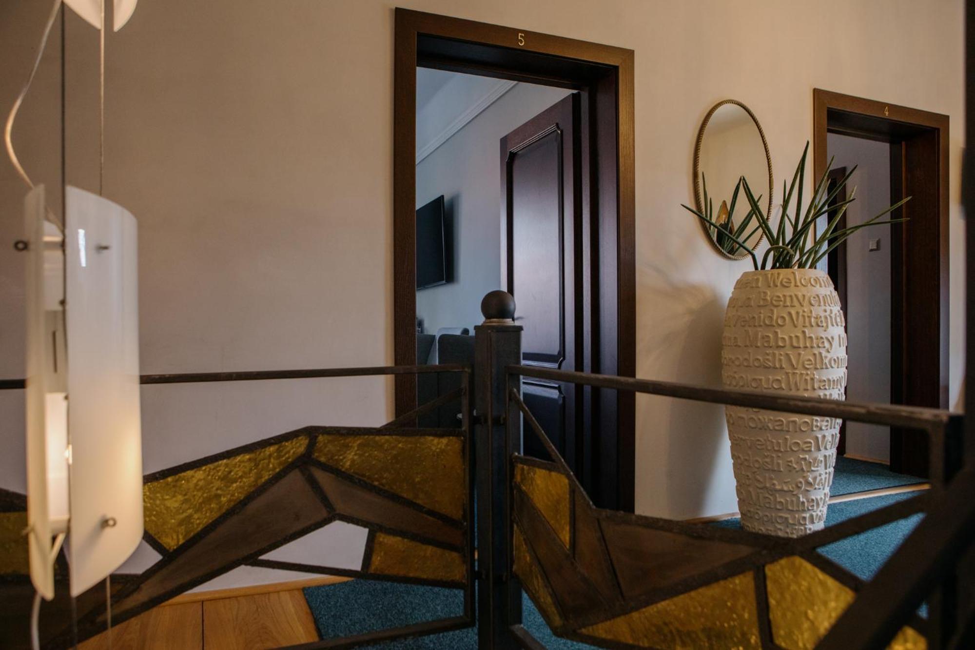Excelsior Inn Τούρντα Εξωτερικό φωτογραφία