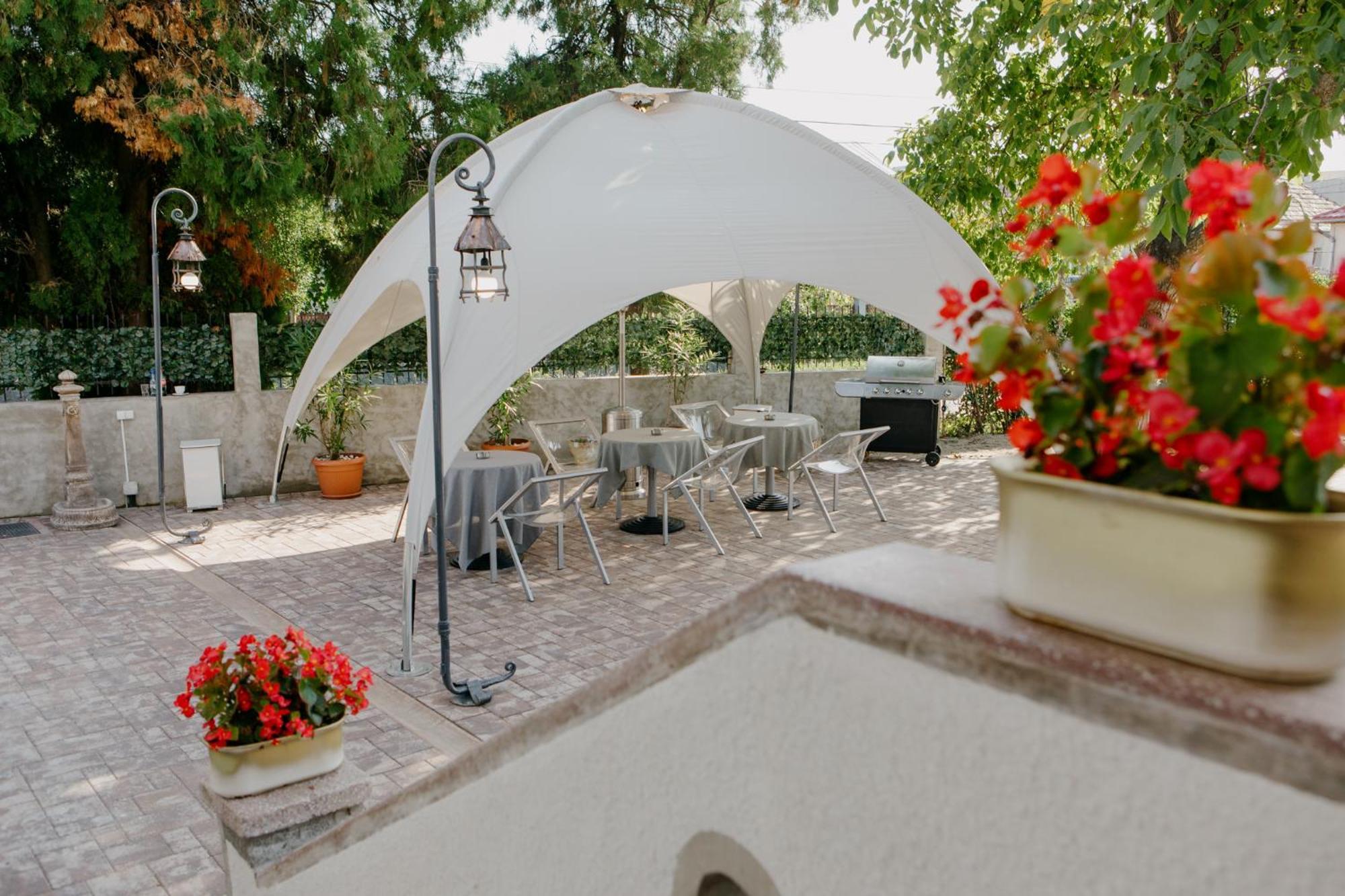 Excelsior Inn Τούρντα Εξωτερικό φωτογραφία