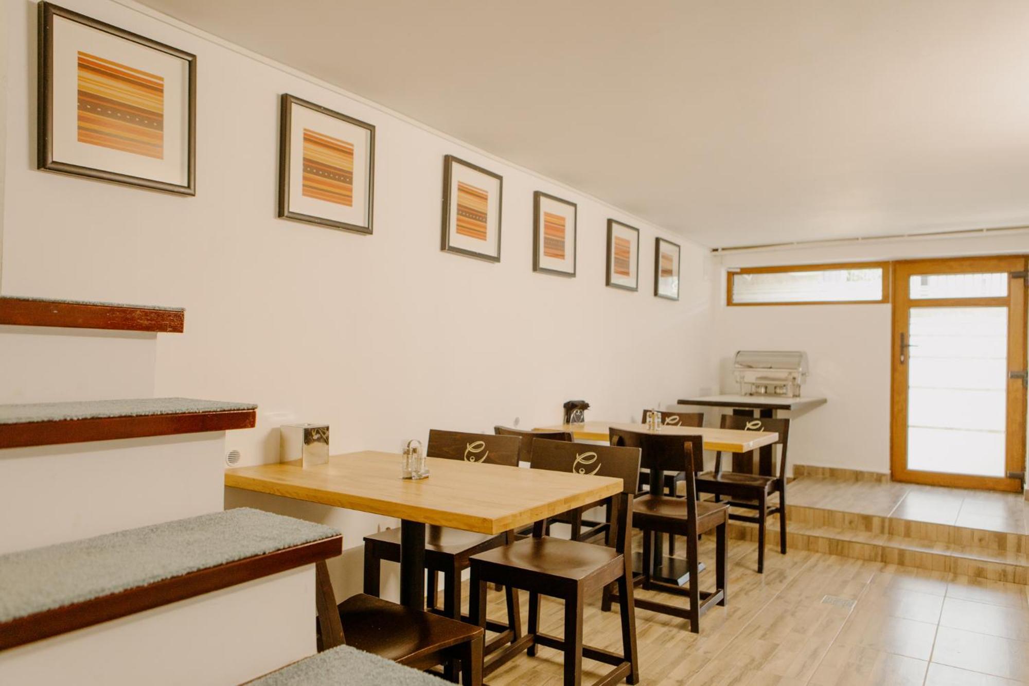 Excelsior Inn Τούρντα Εξωτερικό φωτογραφία