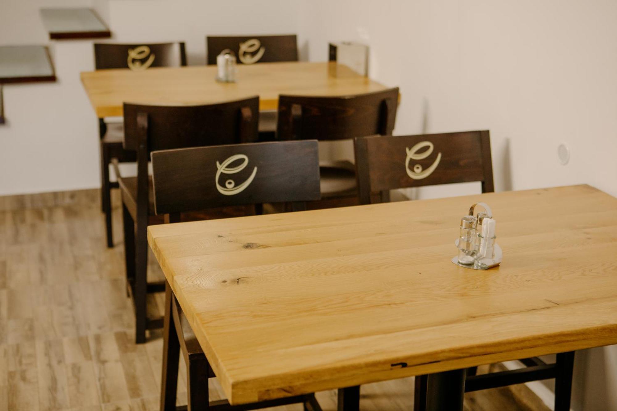 Excelsior Inn Τούρντα Εξωτερικό φωτογραφία
