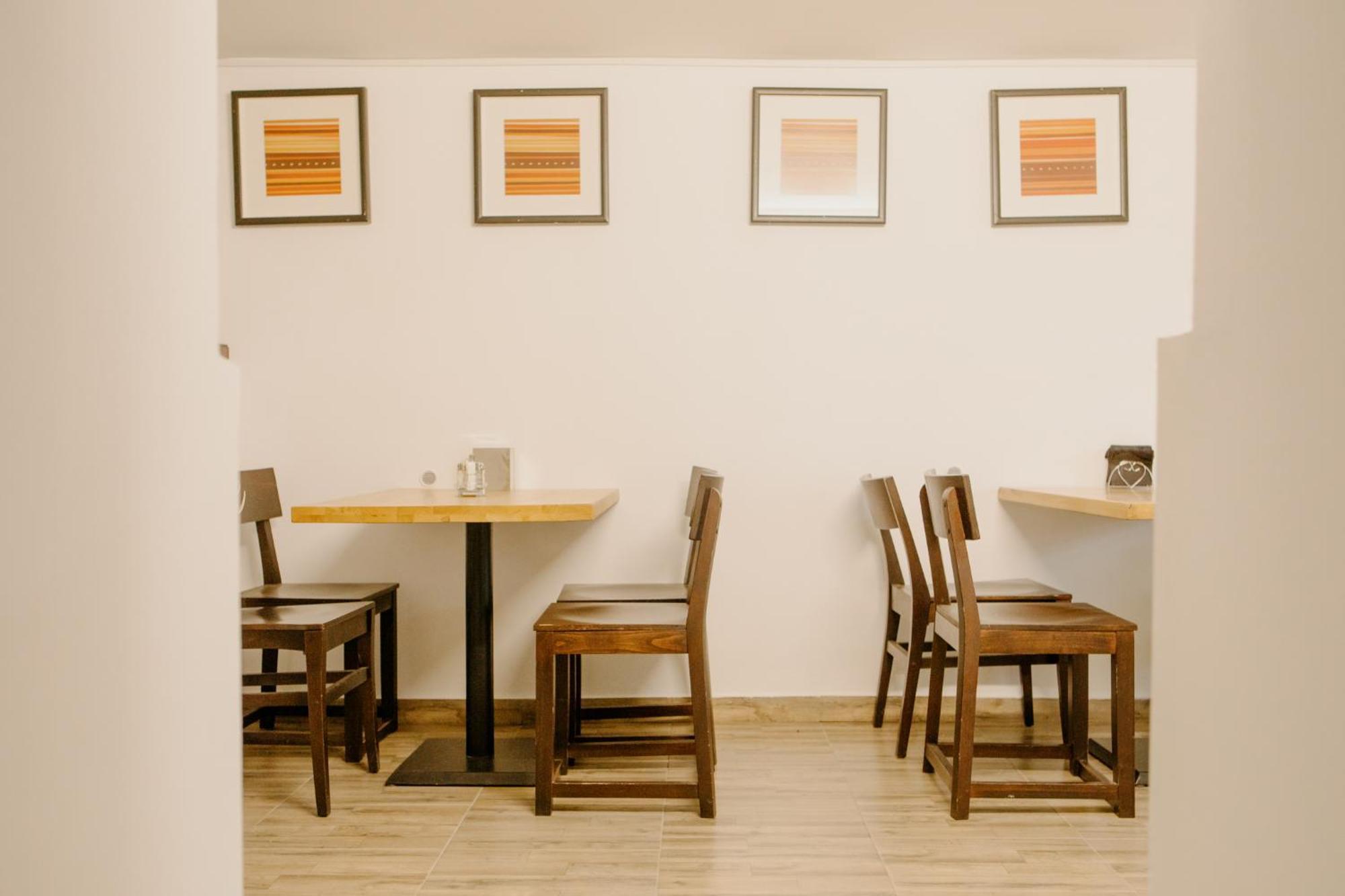 Excelsior Inn Τούρντα Εξωτερικό φωτογραφία