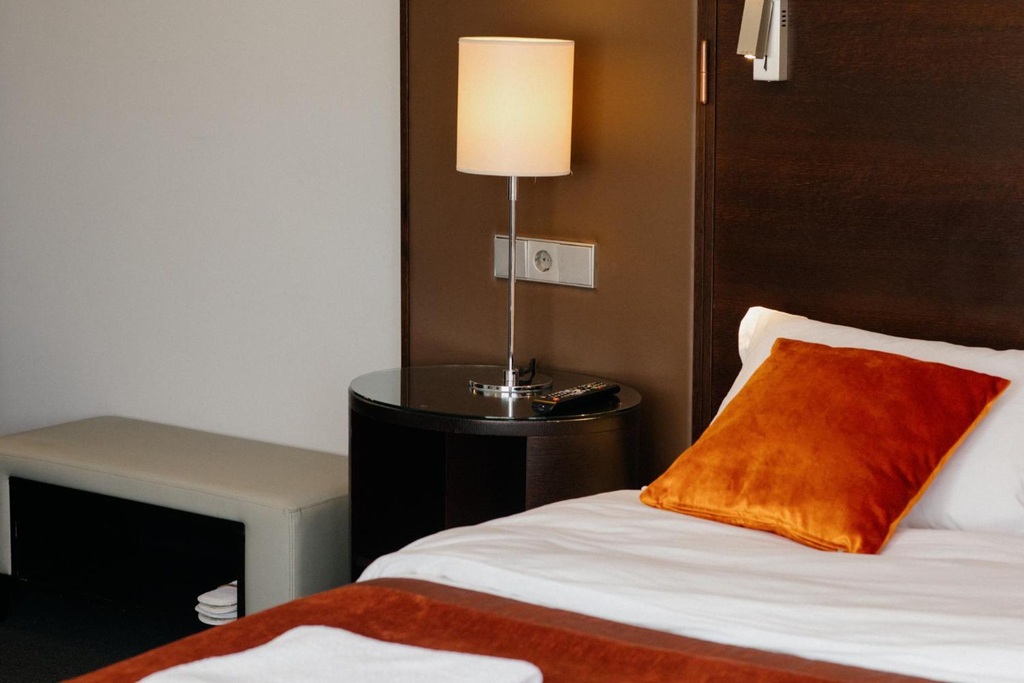 Excelsior Inn Τούρντα Εξωτερικό φωτογραφία