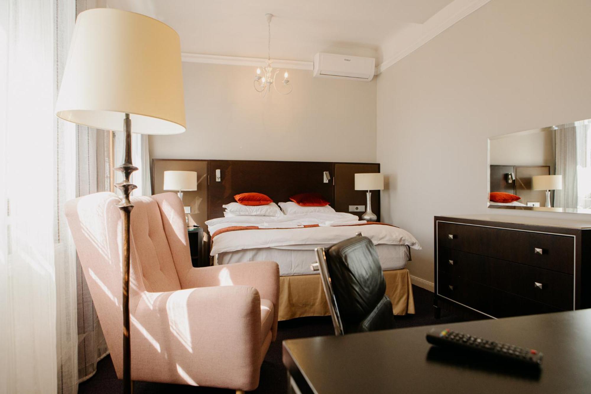 Excelsior Inn Τούρντα Εξωτερικό φωτογραφία